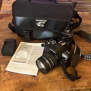 OLYMPUS E- 410 Camera